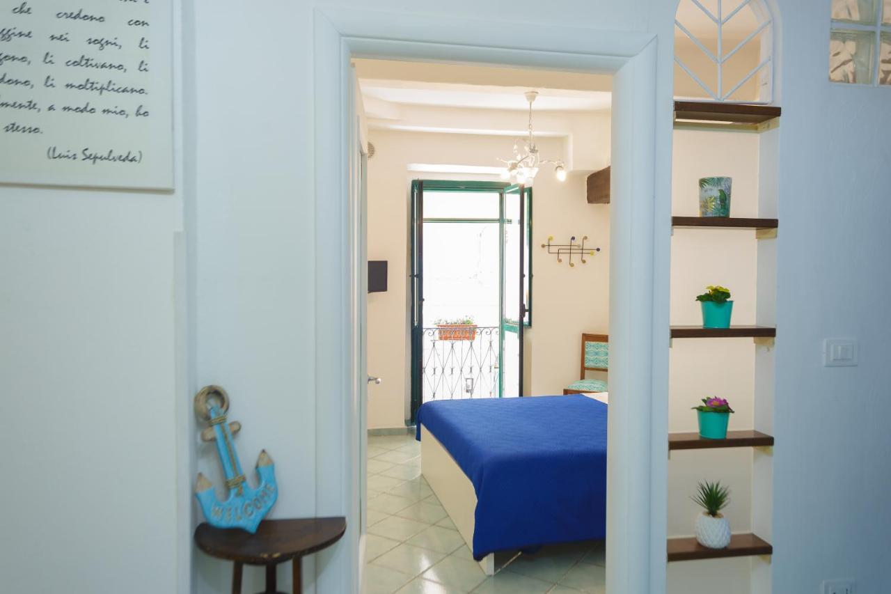 Ti Porto Al Centro Unforgettable Moments Apartment Salerno Exterior foto