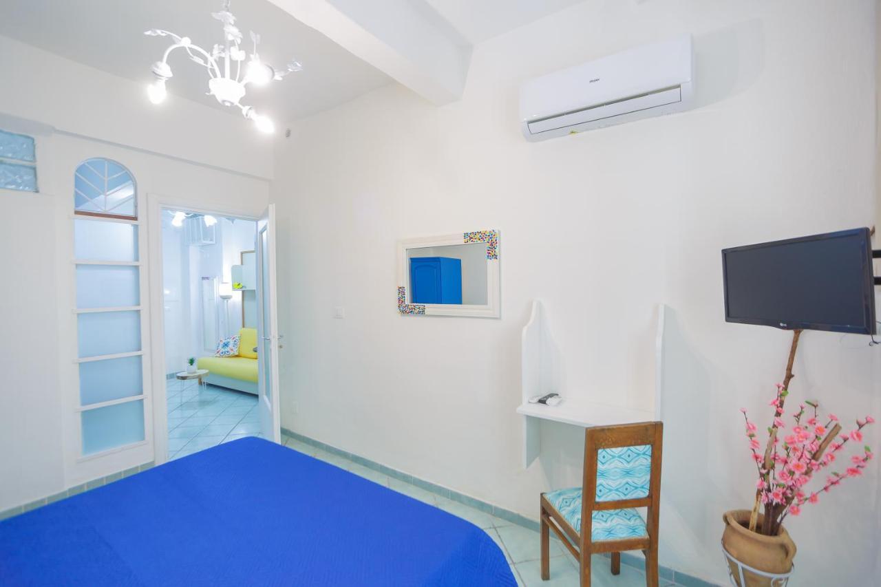 Ti Porto Al Centro Unforgettable Moments Apartment Salerno Exterior foto