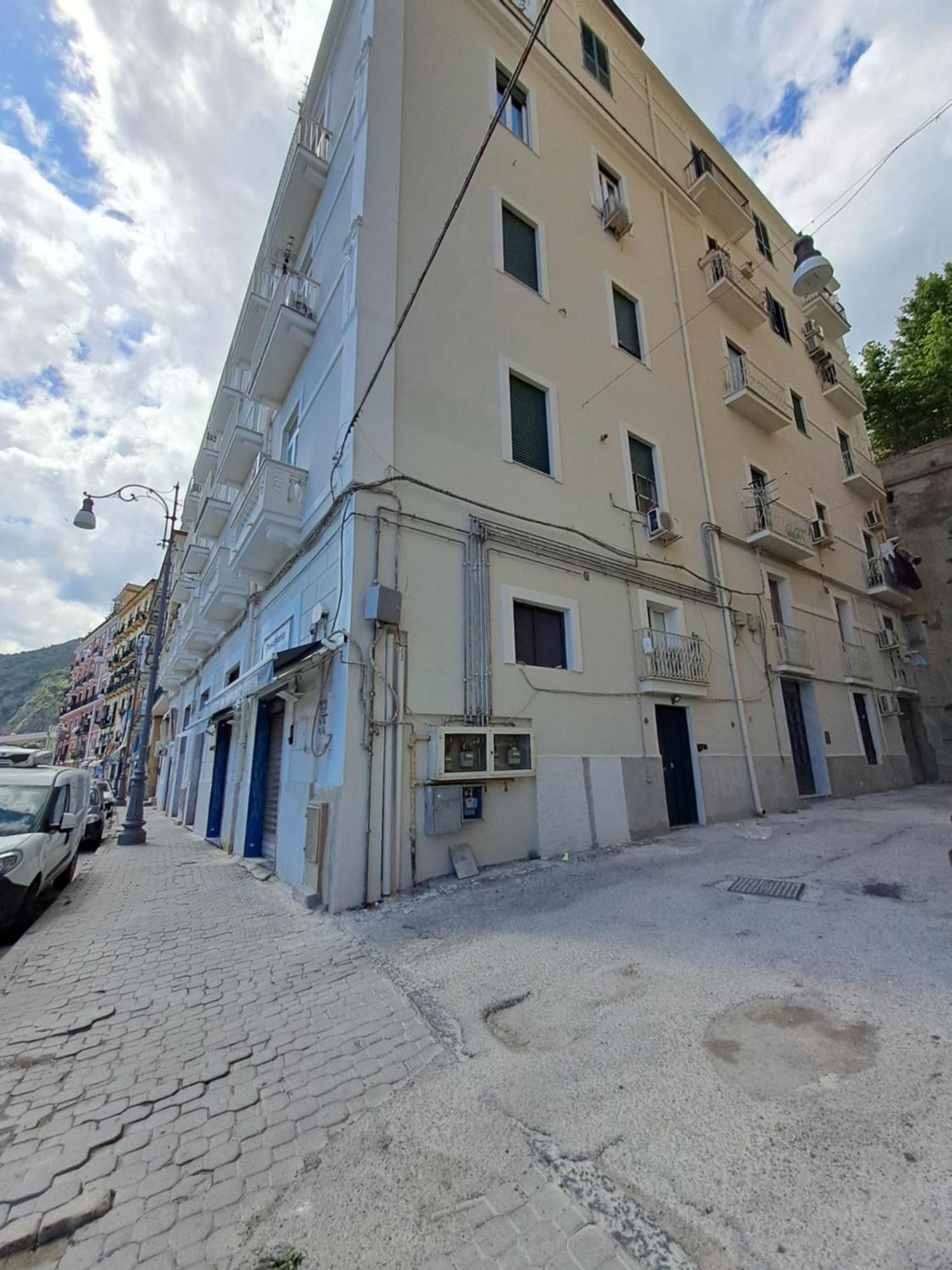 Ti Porto Al Centro Unforgettable Moments Apartment Salerno Exterior foto